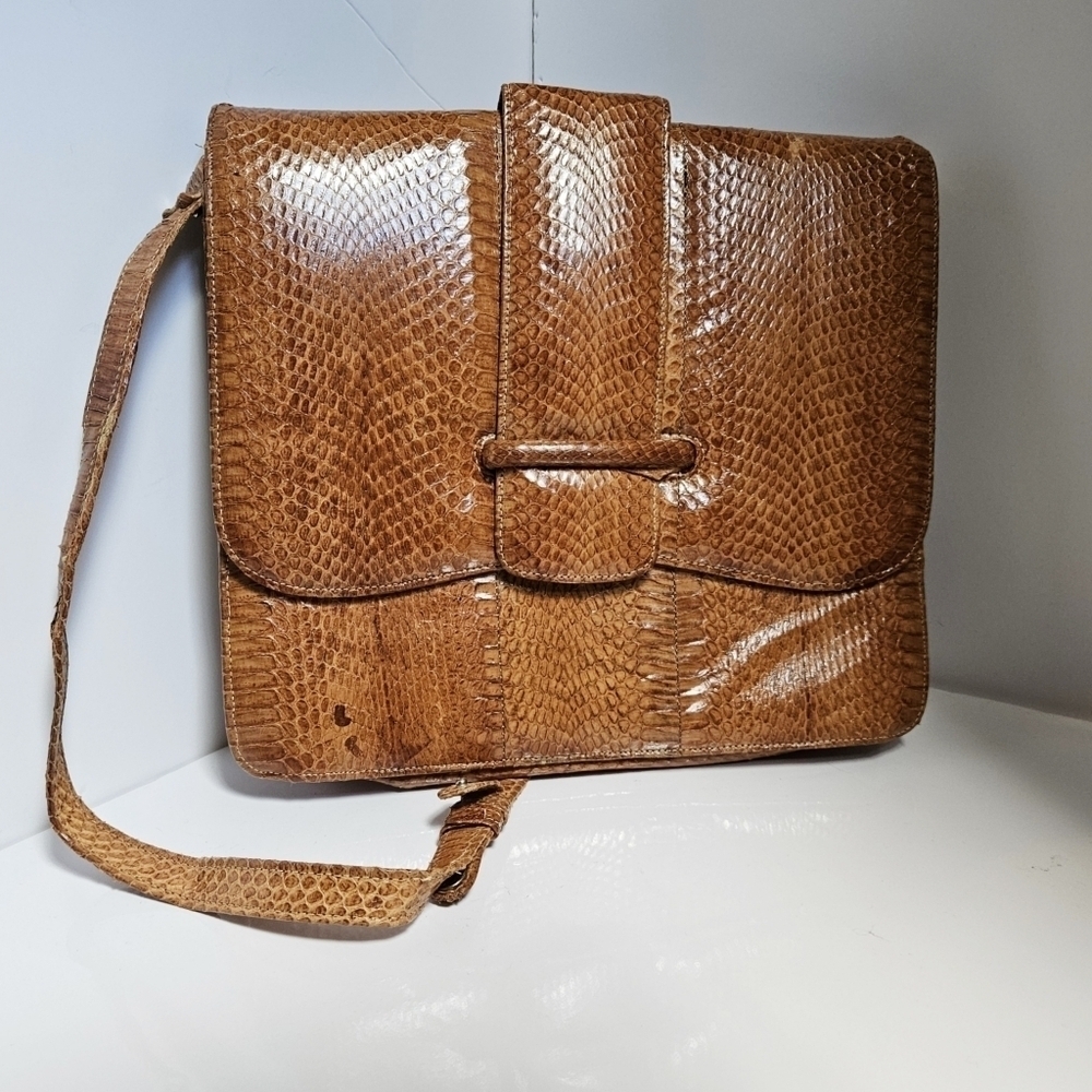 Elegant Vintage Brown Leather Shoulder Bag